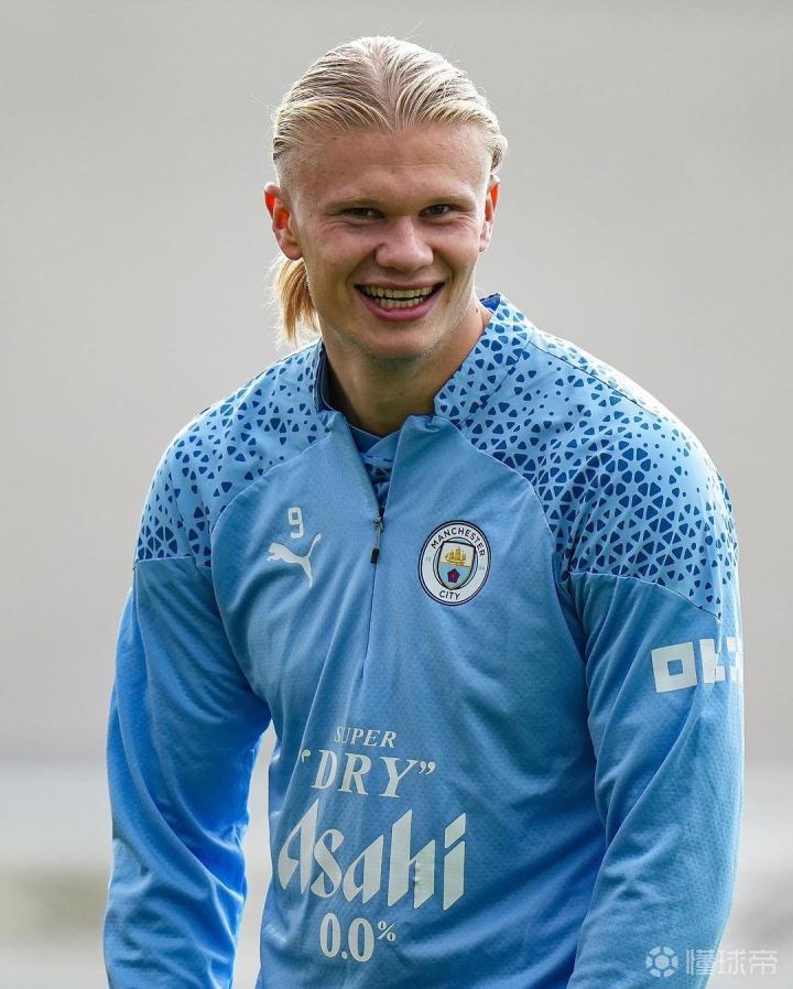 俄罗斯守门员教练：萨福诺夫没有考虑过离开大巴黎