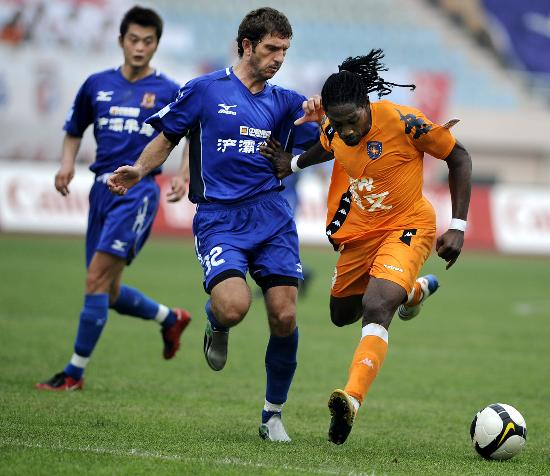 杨铭锐：对手表现得很好；自己的进球要感谢所有队友的努力