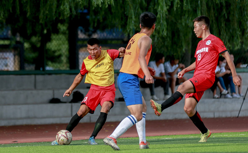 森保一：明天的首发会适当调整，相比执教纪录更关注长远目标（森保一：明日首发将作适度调整，更注重长远目标而非执教纪录）