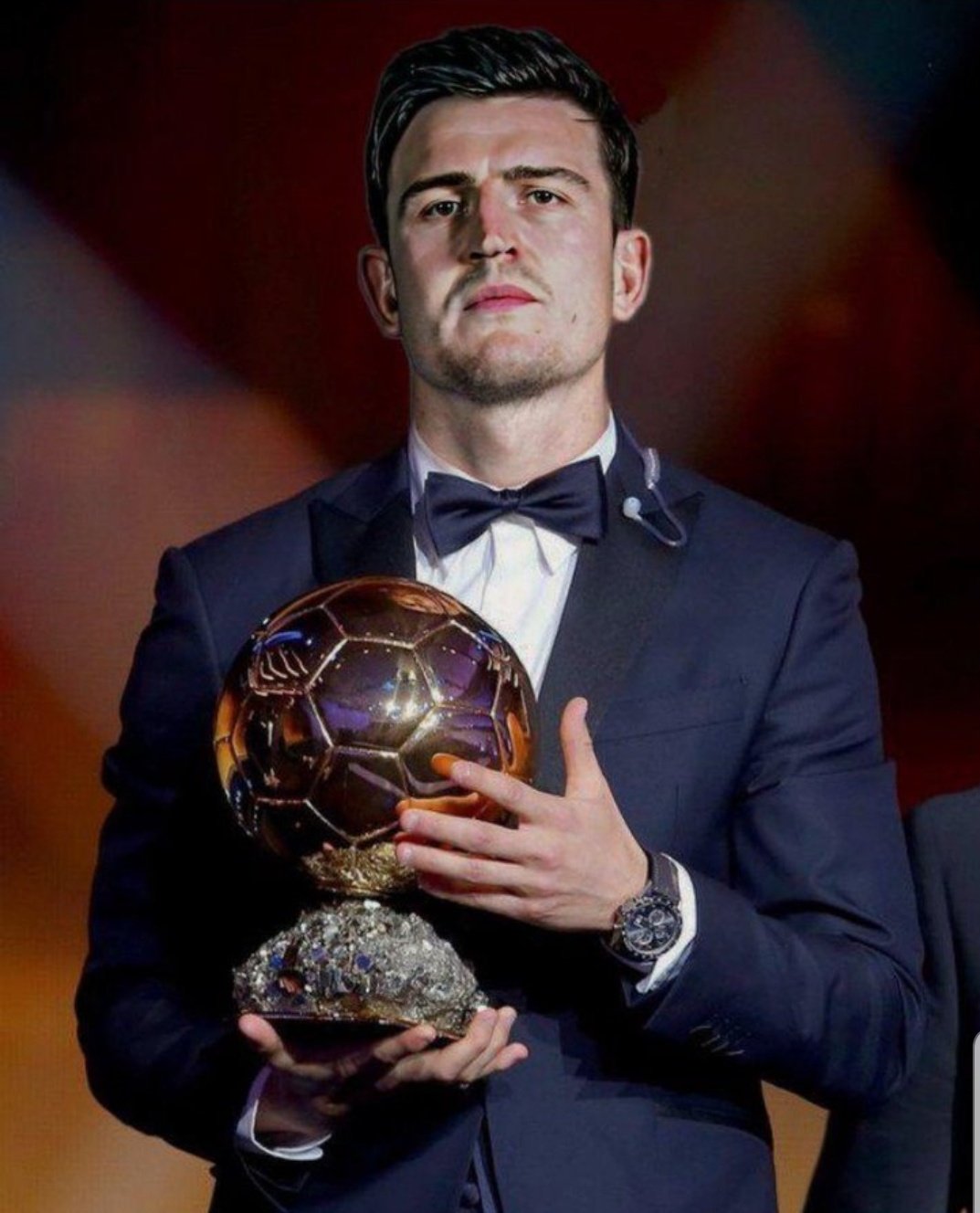 英超半场：米伦科维奇乌龙巴里破门，埃弗顿2-0诺丁汉森林（英超半场战报：米伦科维奇自摆乌龙、巴里建功，埃弗顿2-0领先诺丁汉森林）