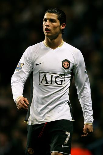 查处不停！土耳其足协新增22名裁判涉嫌投资，涵盖不同级别（查处再升级：土耳其足协又有22名裁判被指涉投资，涉及各级别）