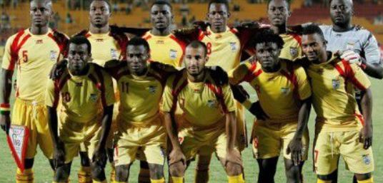 基德：浓眉在帮助我们赢球，未来他会去打四号位（基德：浓眉正助球队取胜，未来将出任大前锋）